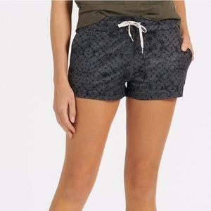 Vuori Halo shorts